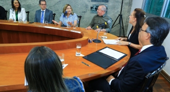 Gracinha Caiado firma acordo com prefeitura de Aparecida para programa Família Acolhedora